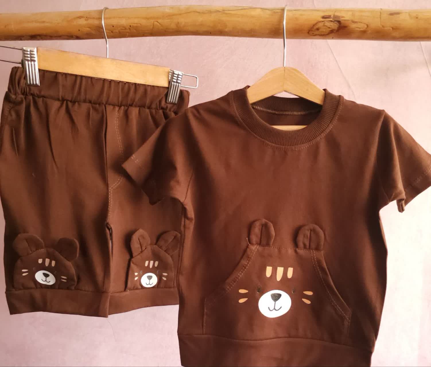 تیشرت شلوارک گوشدار
